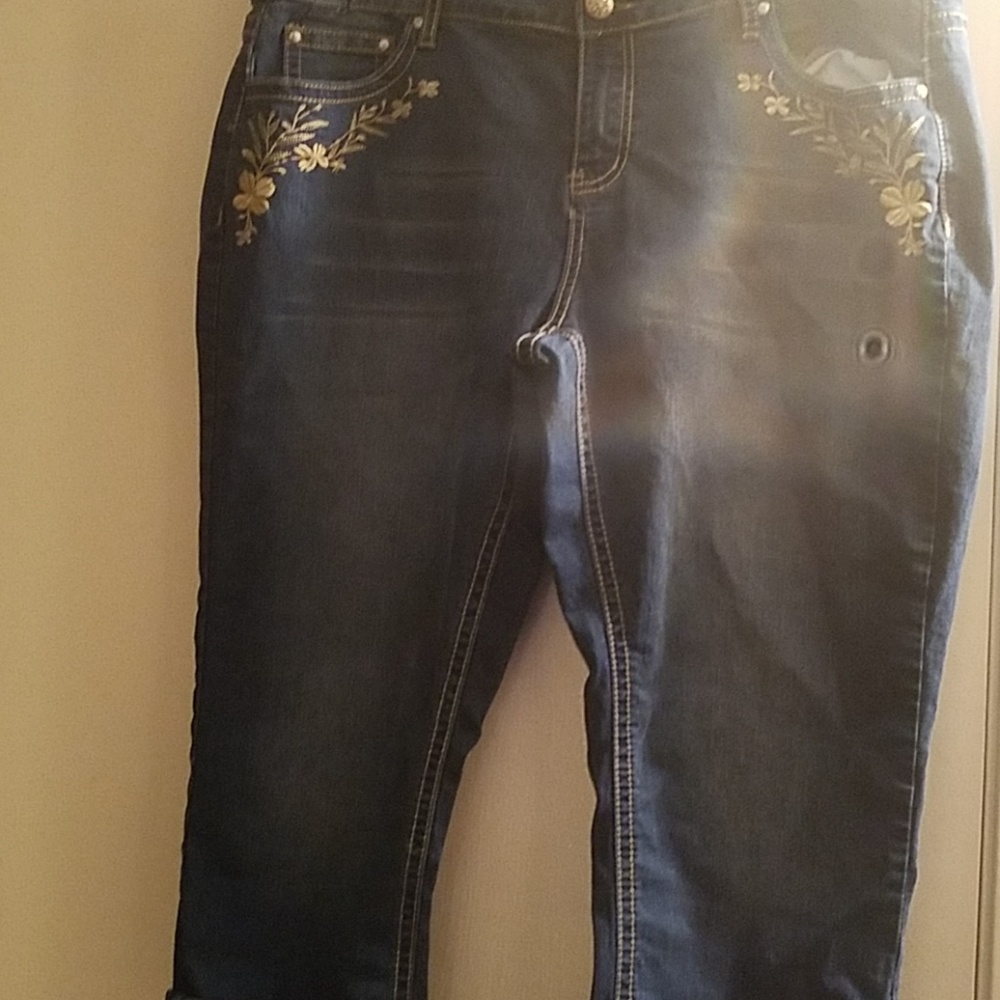 Capri's blue jean